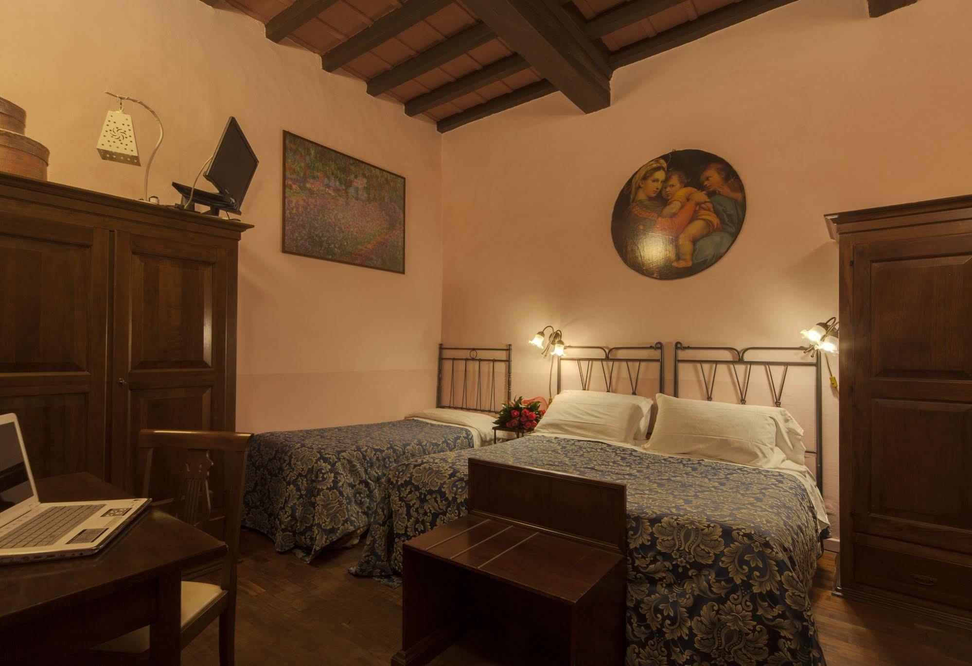 Soggiorno La Pergola Firenze Bagian luar foto